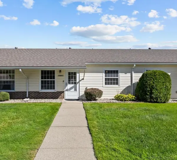 20845 Flora ST, Roseville, MI 48066