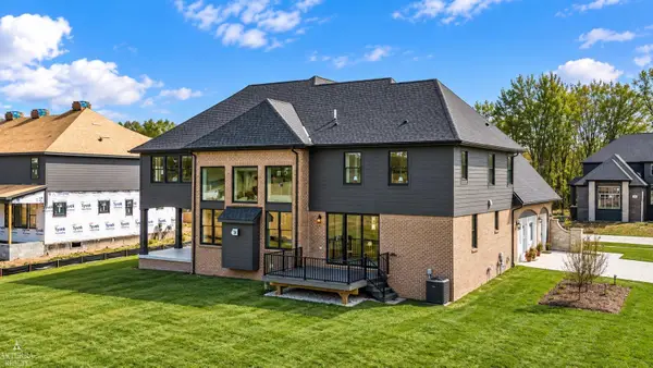 11849 Encore CT, ShelbyTwp, MI 48315