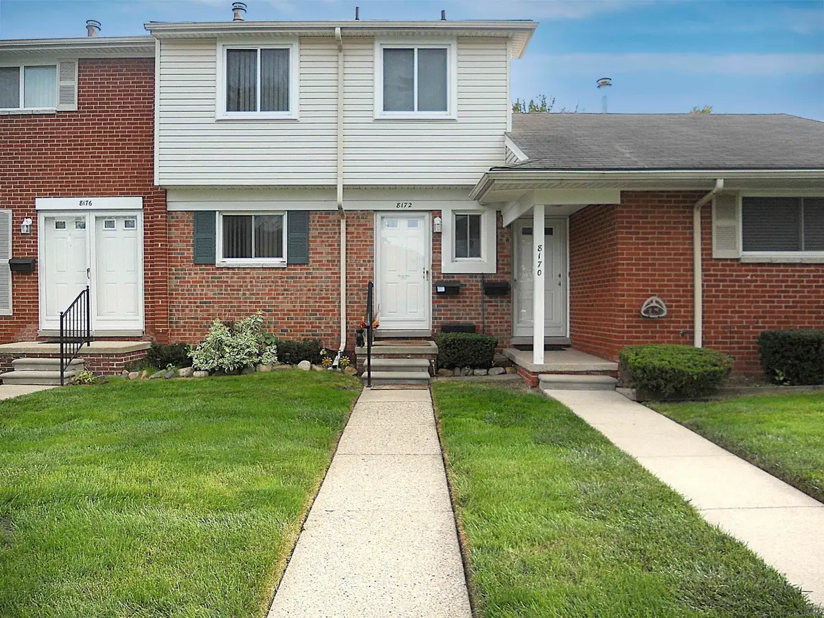 8172 FARNUM AVE, Warren, MI 48093 - #1