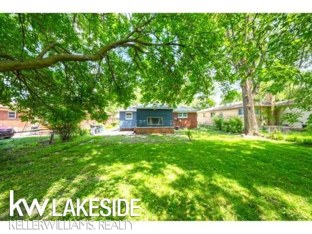 21951 Parklawn ST, Oak Park, MI 48237 - #3