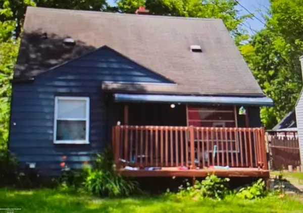 3609 Sterling ST, Flint, MI 48504