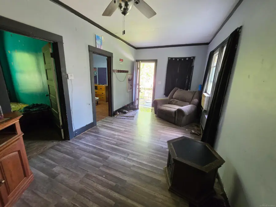 4237 Wood ST, Saginaw, MI 48638 - #3