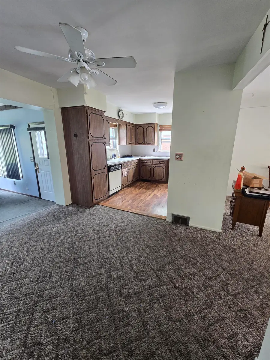 22339 Socia ST, Saint Clair Shores, MI 48082 - #3