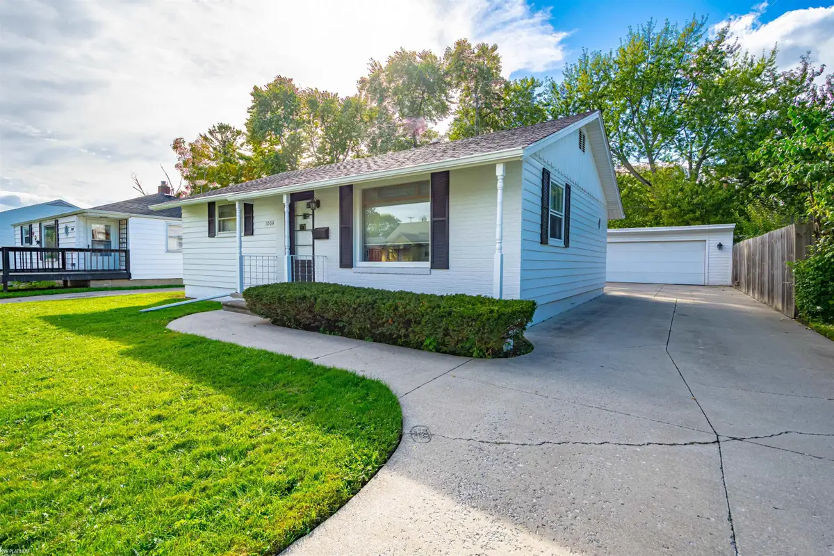 1009 16th ST, Port Huron, MI 48060 - #1