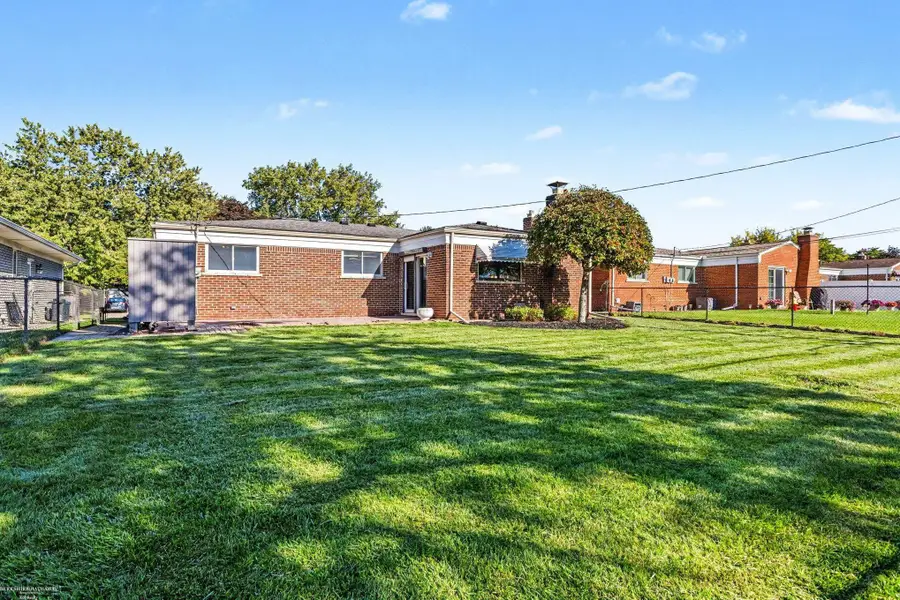 35163 Bobcean RD, Clinton Township, MI 48035 - #3