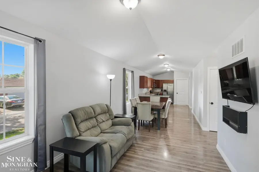 24805 Midland AVE, Redford, MI 48239 - #3