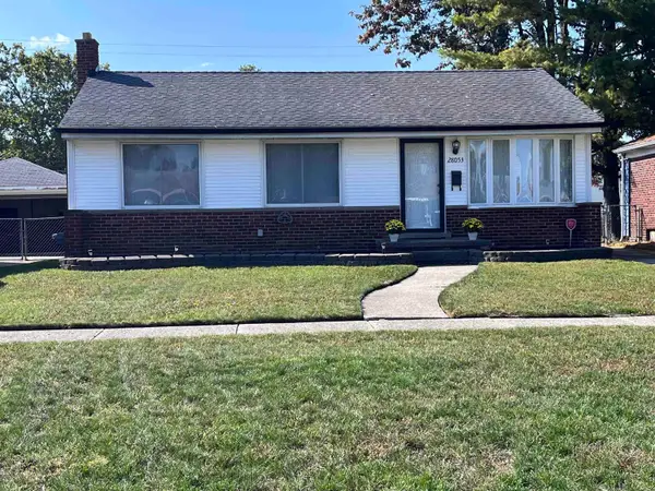 28053 Groveland AVE, Roseville, MI 48066