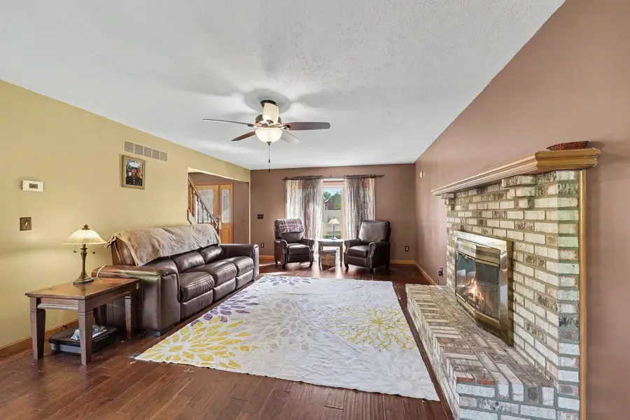 35791 Clarkston LN, Richmond, MI 48062 - #3