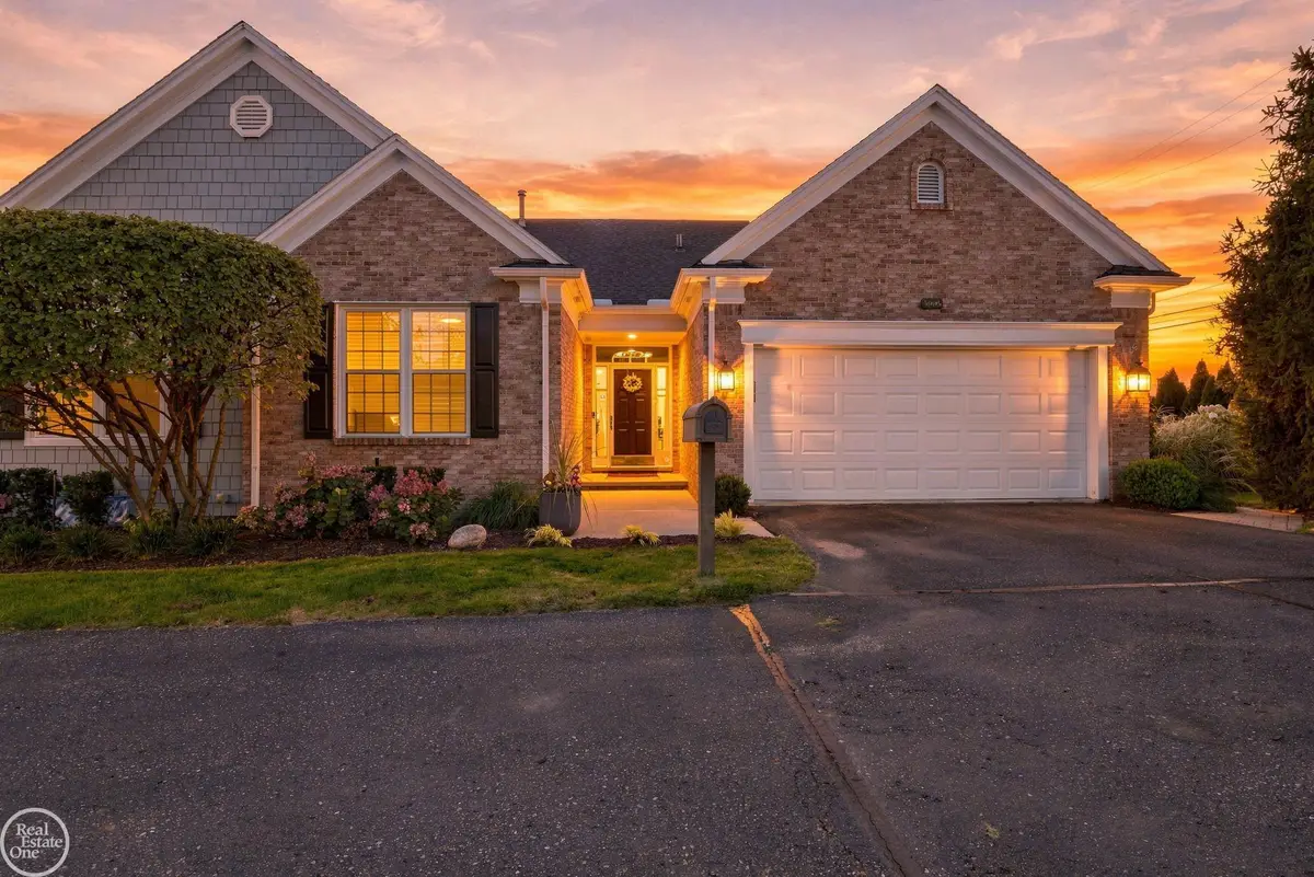 3005 Harbor Place DR, Saint Clair Shores, MI 48080 - #1