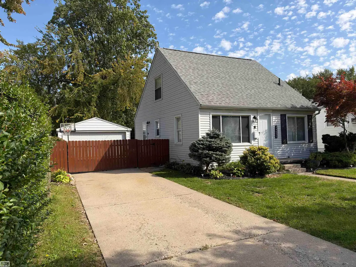 24650 Stewart Ave AVE, Warren, MI 48089 - #1
