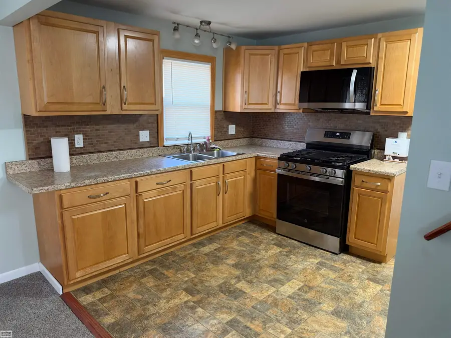 24650 Stewart Ave AVE, Warren, MI 48089 - #2