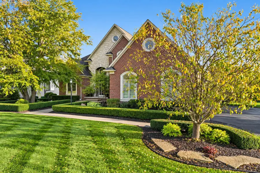 5268 S Seven Lakes DR, Washington, MI 48095 - #2