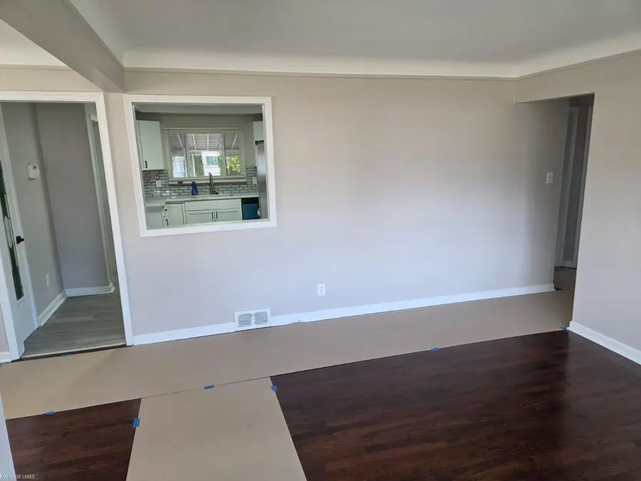 29551 Rosemont ST, Roseville, MI 48066 - #2