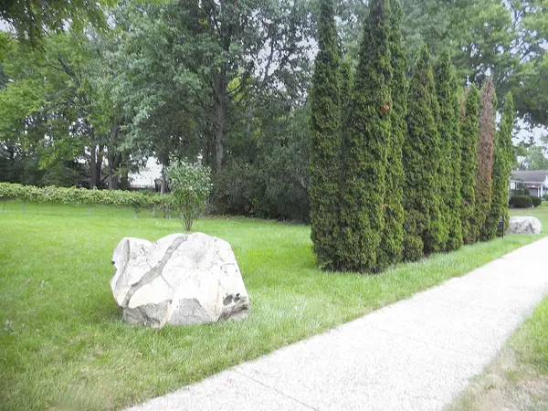 8247 GARBOR AVE, Warren, MI 48093