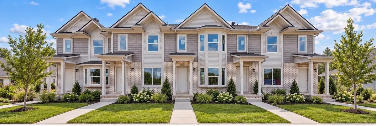 35308 Brittany DR, New Baltimore, MI 48047 - #1