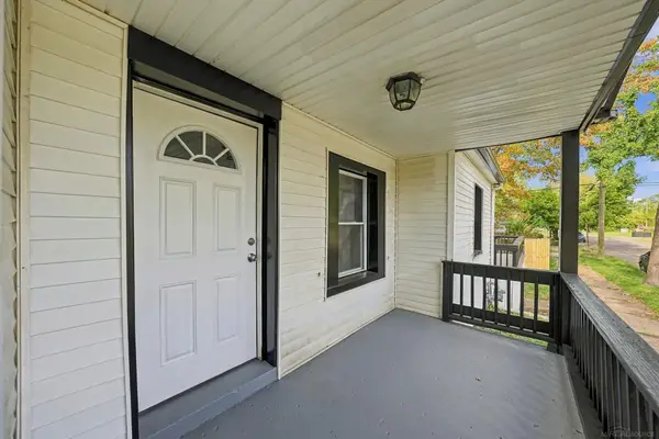 9205 King Richard ST, Detroit, MI 48224