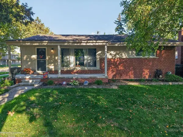 5696 Hartlein DR, Warren, MI 48092