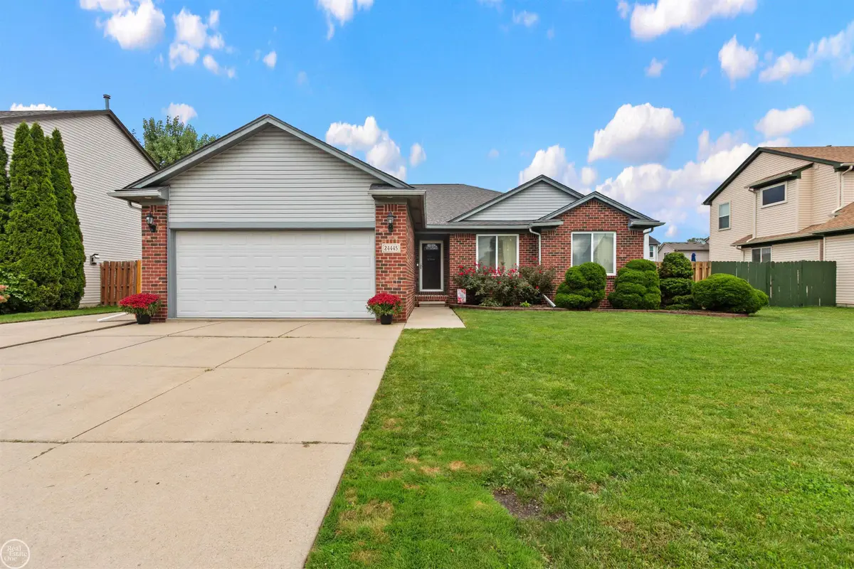 24445 Kolleen LN, Clinton Township, MI 48035 - #1