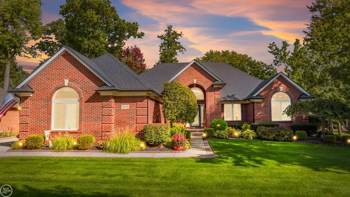54108 Black Cherry LN, Shelby, MI 48315 - #1