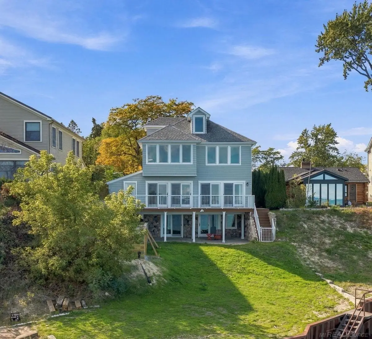 7737 Lakeview DR, Lexington, MI 48450 - #1