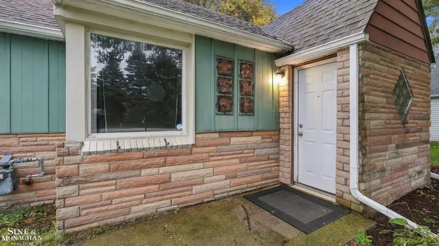121 Murphy RD, Saint Clair, MI 48079 - #2
