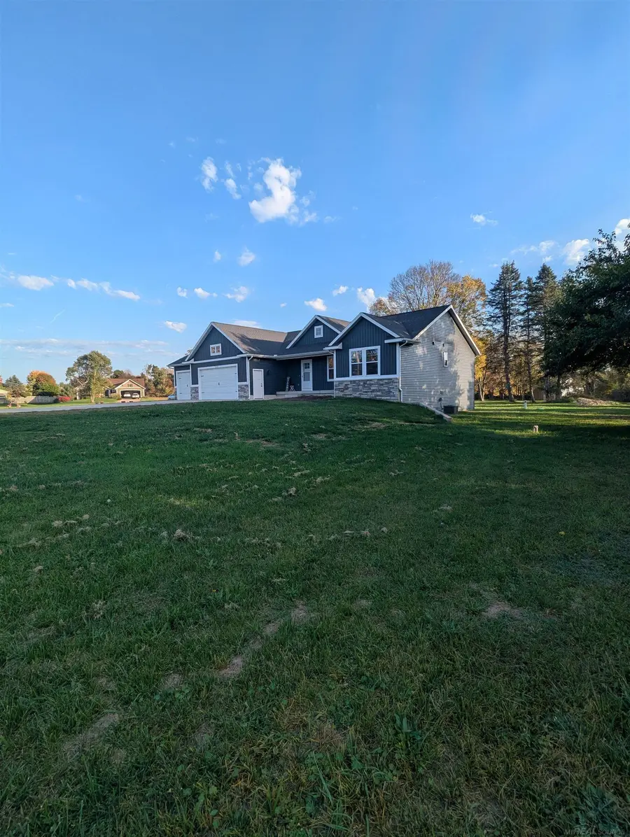 5418 Bauer RD, Hudsonville, MI 49426 - #2