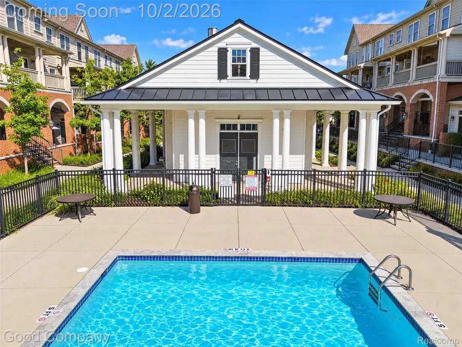 3874 Forester BLVD, Auburn Hills, MI 48326 - #2