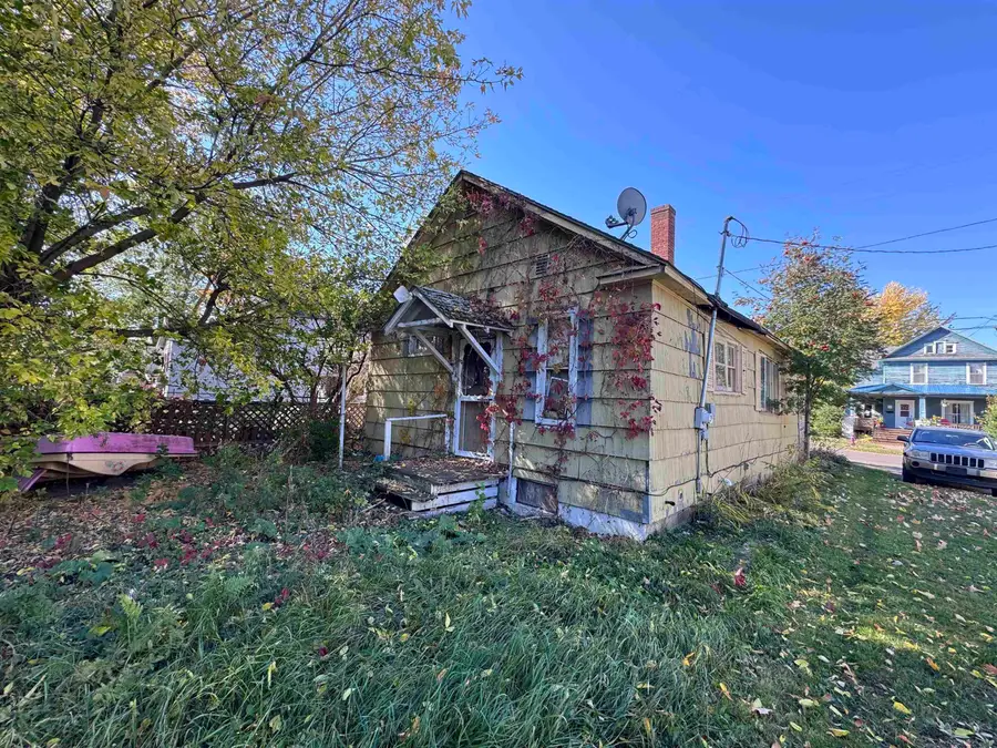 224 S Curry ST, Ironwood, MI 79938 - #3