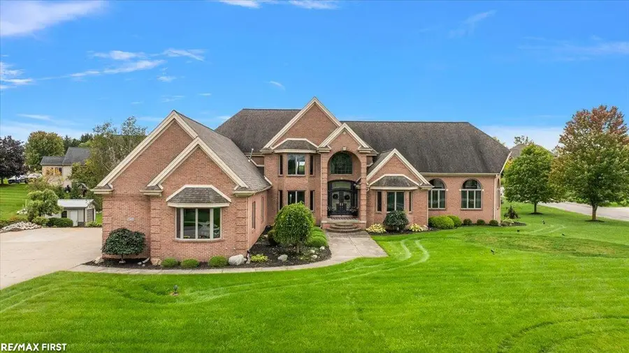 9450 SHYRE CIR, Davison, MI 48423 - #2