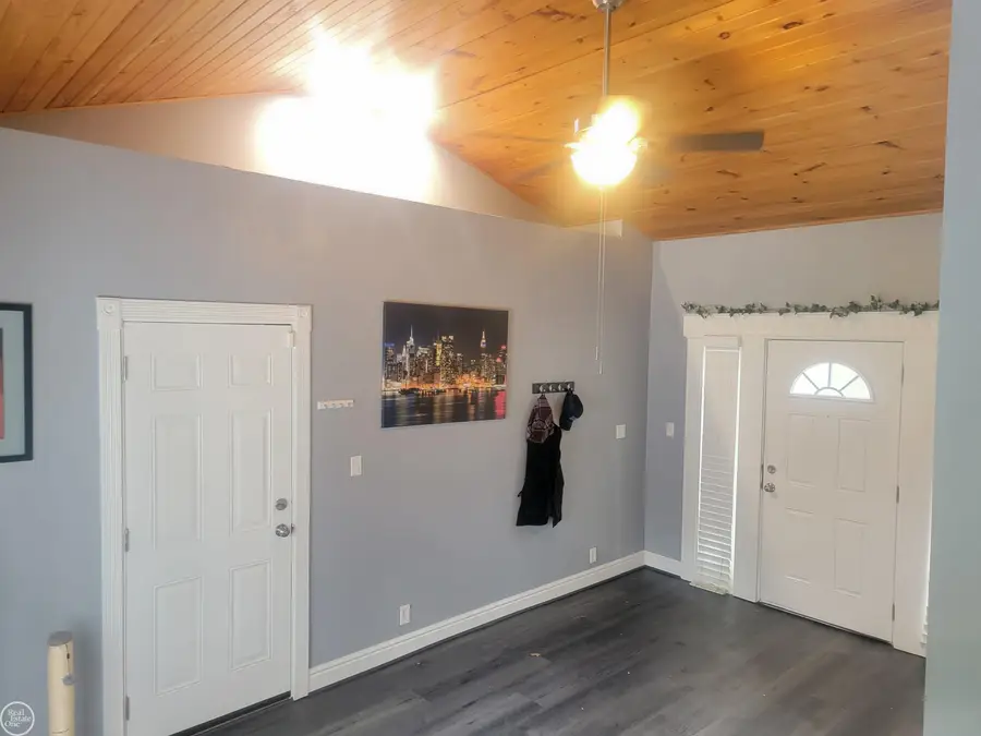 13018 N Holly RD, Holly, MI 48442 - #3