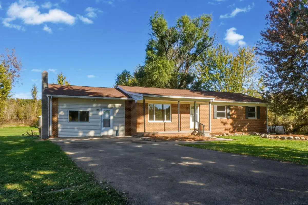 11800 Burt RD, Emmett, MI 48022 - #1