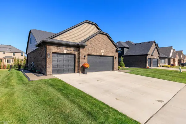 24543 Brookshire  DR, Macomb, MI 48042