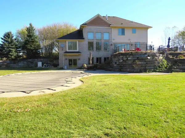 77545 Brown RD, Romeo, MI 48065