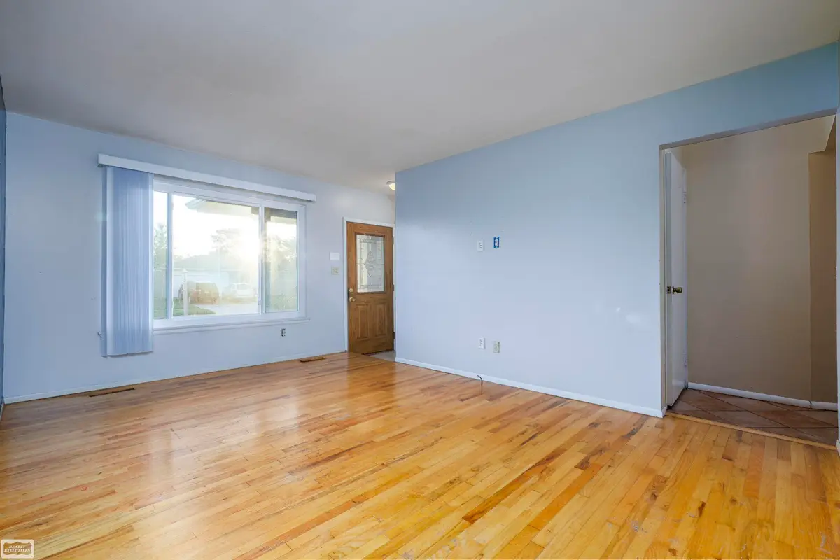 25103 Rayburn ST, Warren, MI 48089 - #1