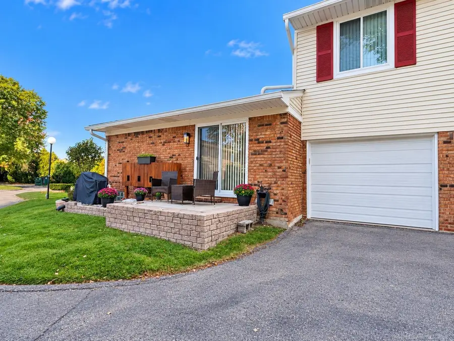 51180 S Foster RD, Chesterfield, MI 48047 - #3