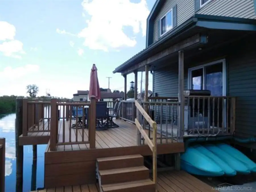 8235 Anchor Bay DR, Algonac, MI 48001 - #2