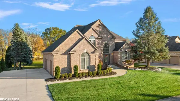 63142 Turnberry WAY, Washington, MI 48095