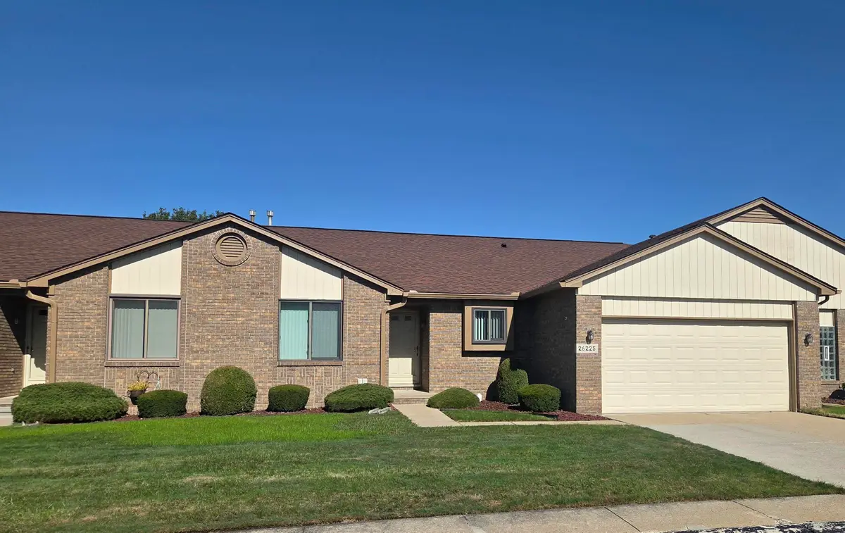 26225 Jackgrove LN, Chesterfield, MI 48051 - #1