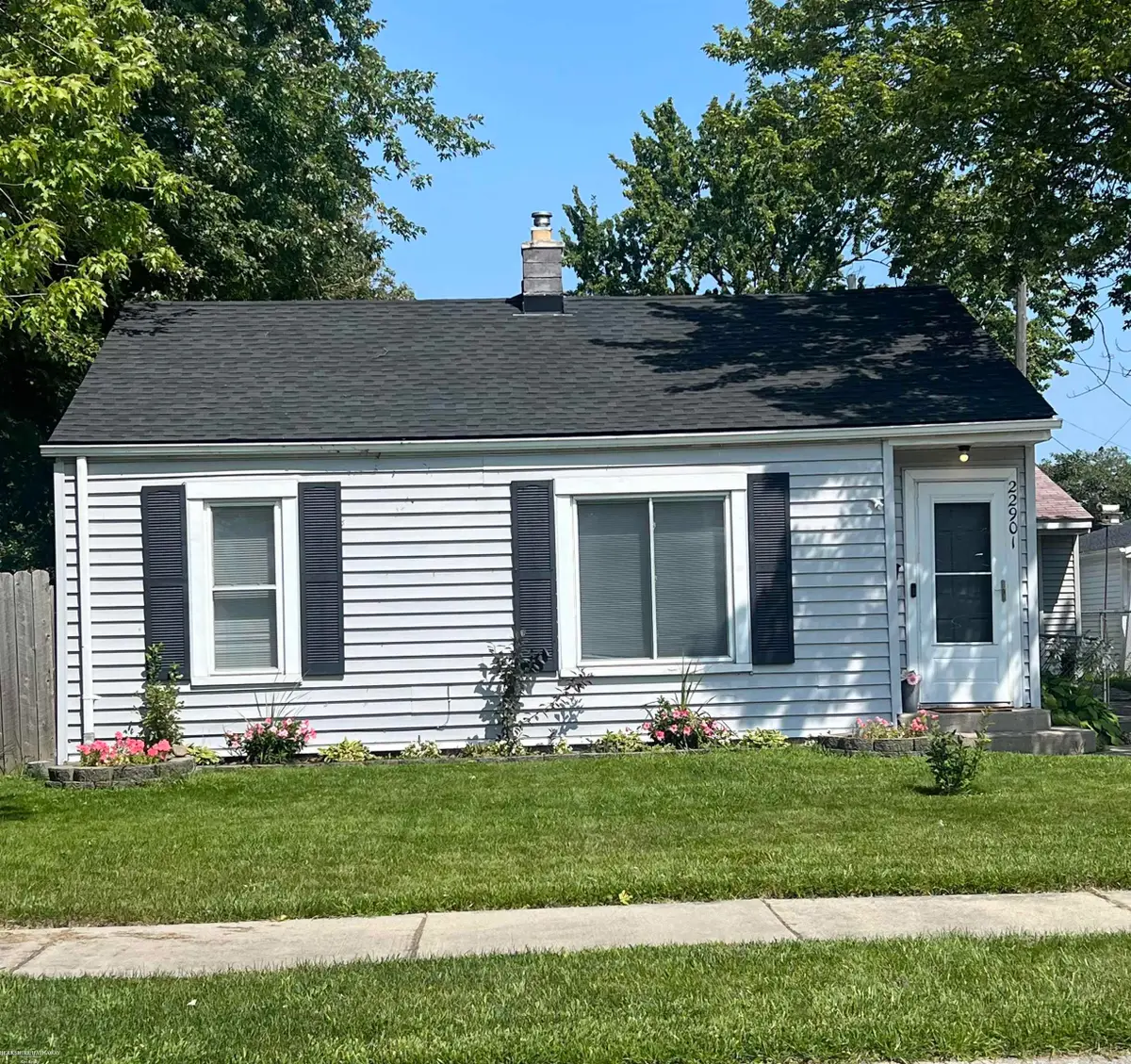 22901 Hoffman ST, Saint Clair Shores, MI 48082 - #1