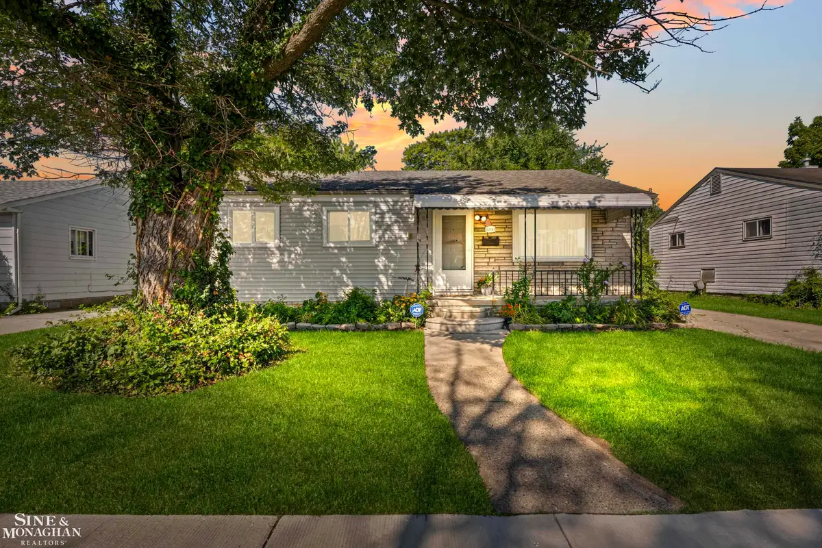 22101 Masch AVE, Warren, MI 48091 - #1