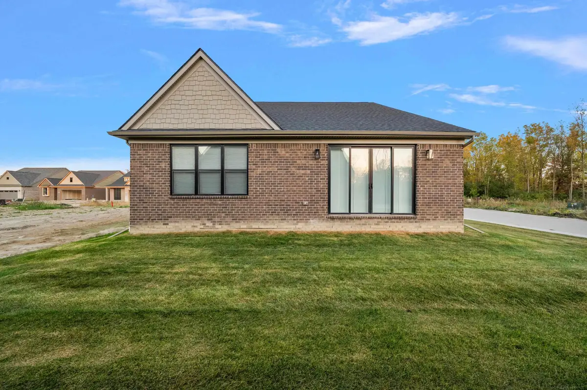 5871 Everton CT, Troy, MI 48085 - #1