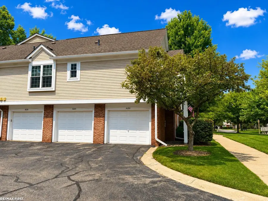 56300 Troon North NONE, Shelby, MI 48316 - #2