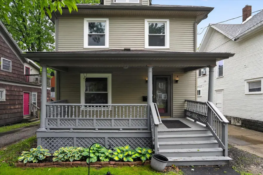 309 W Lapeer ST, Lansing, MI 48933 - #3