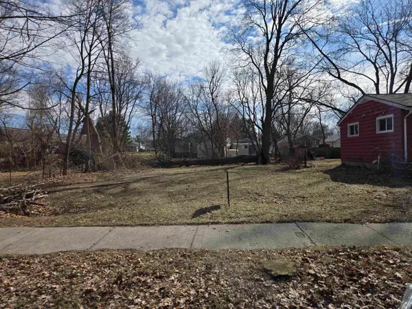840 Harris ST, Lansing, MI 48906