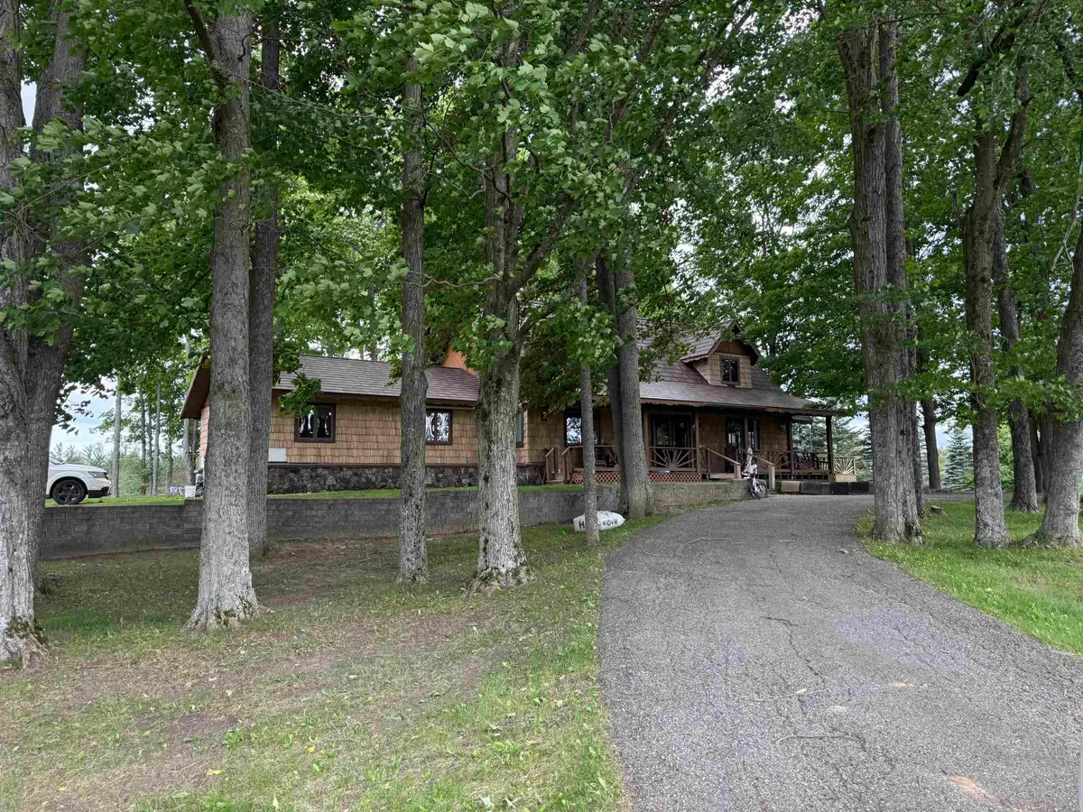 670 E Rose City RD, Cumming, MI 48654 - #1