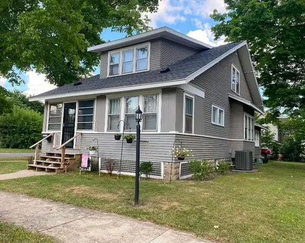 902 7th ST, ThreeRivers, MI 49093