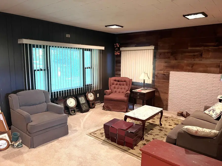 904 W Lovejoy Road, Perry, MI 48872 - #3