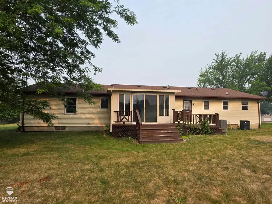 142 Stanley DR, Corunna, MI 48817 - #2