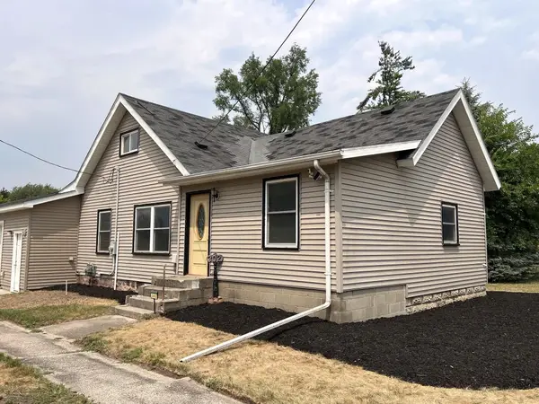 302 W Polly ST, Perry, MI 48872