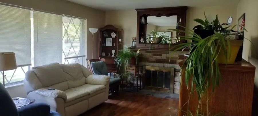 7946 Chalet CMN, Saginaw, MI 48609 - #3